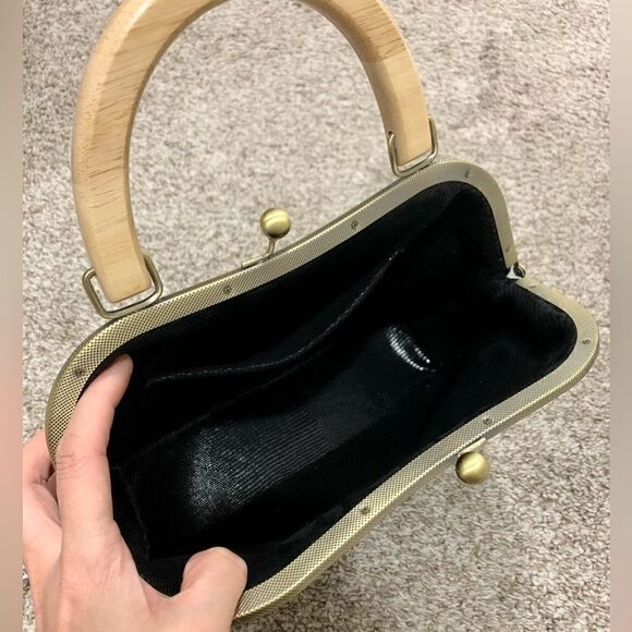 Handmade Genuine Leather Black & White Check Printed Wood Handle Satchel Bag - Picture 14 of 15